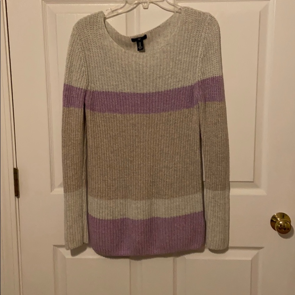 Women’s gap sweater